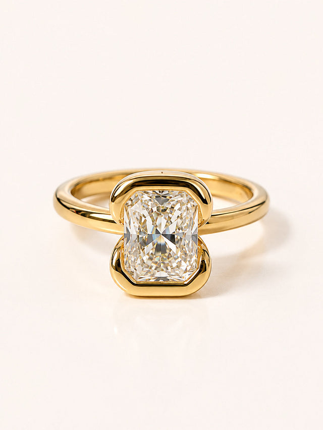 Solenne Radiant Half-Bezel Ring product view
