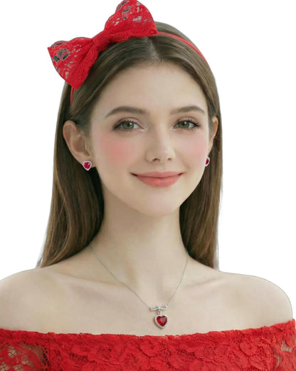 Coeur Royale Stud Earrings