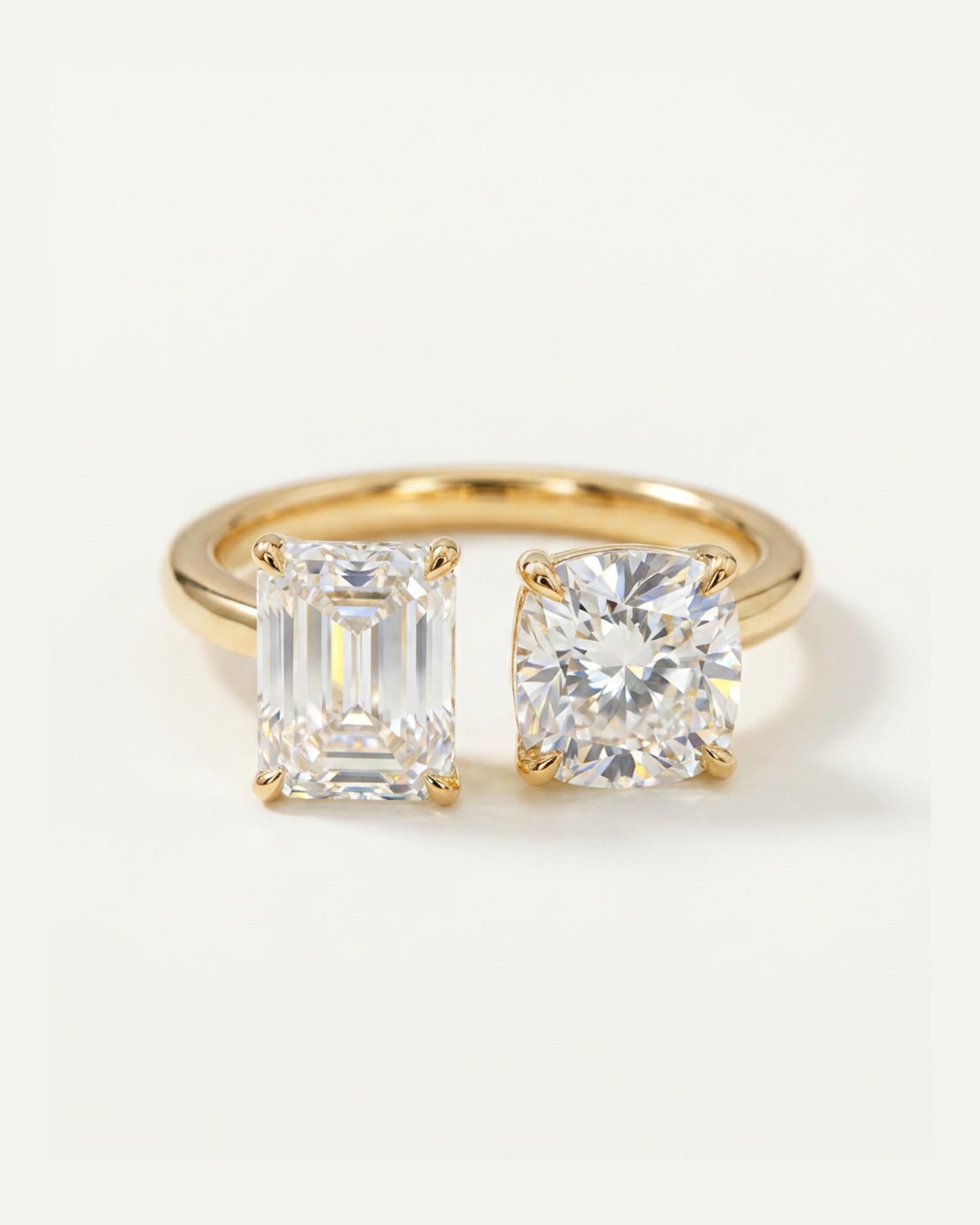 Éloise Emerald & Cushion Toi et Moi Ring