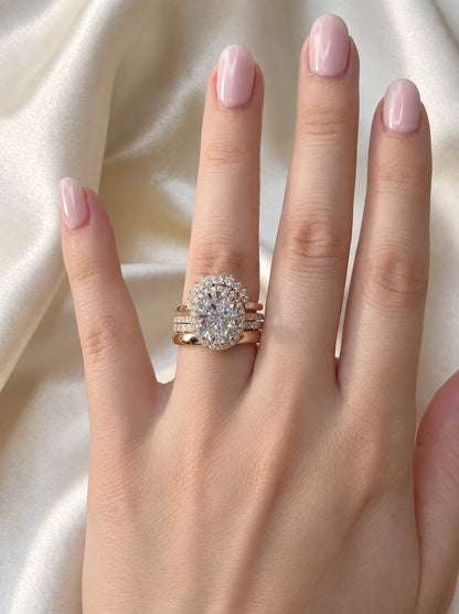 Sera Oval Halo Ring Stack