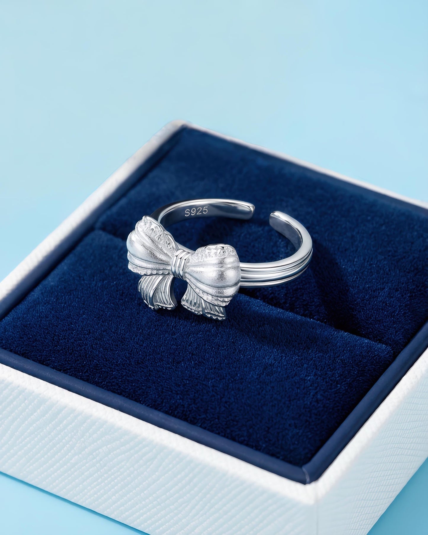 Sweet Bow Ring