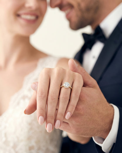 Sera Halo Round Pavé Ring