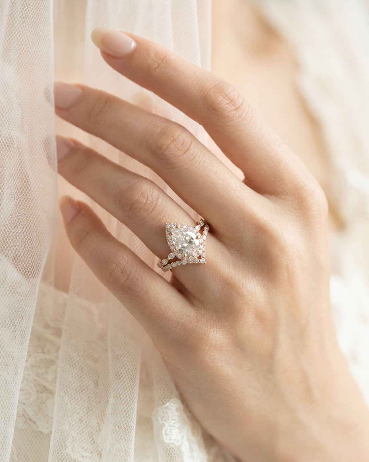 Sera Pear Halo Contour Ring Stack