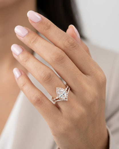 Lune Contoured Band Ring