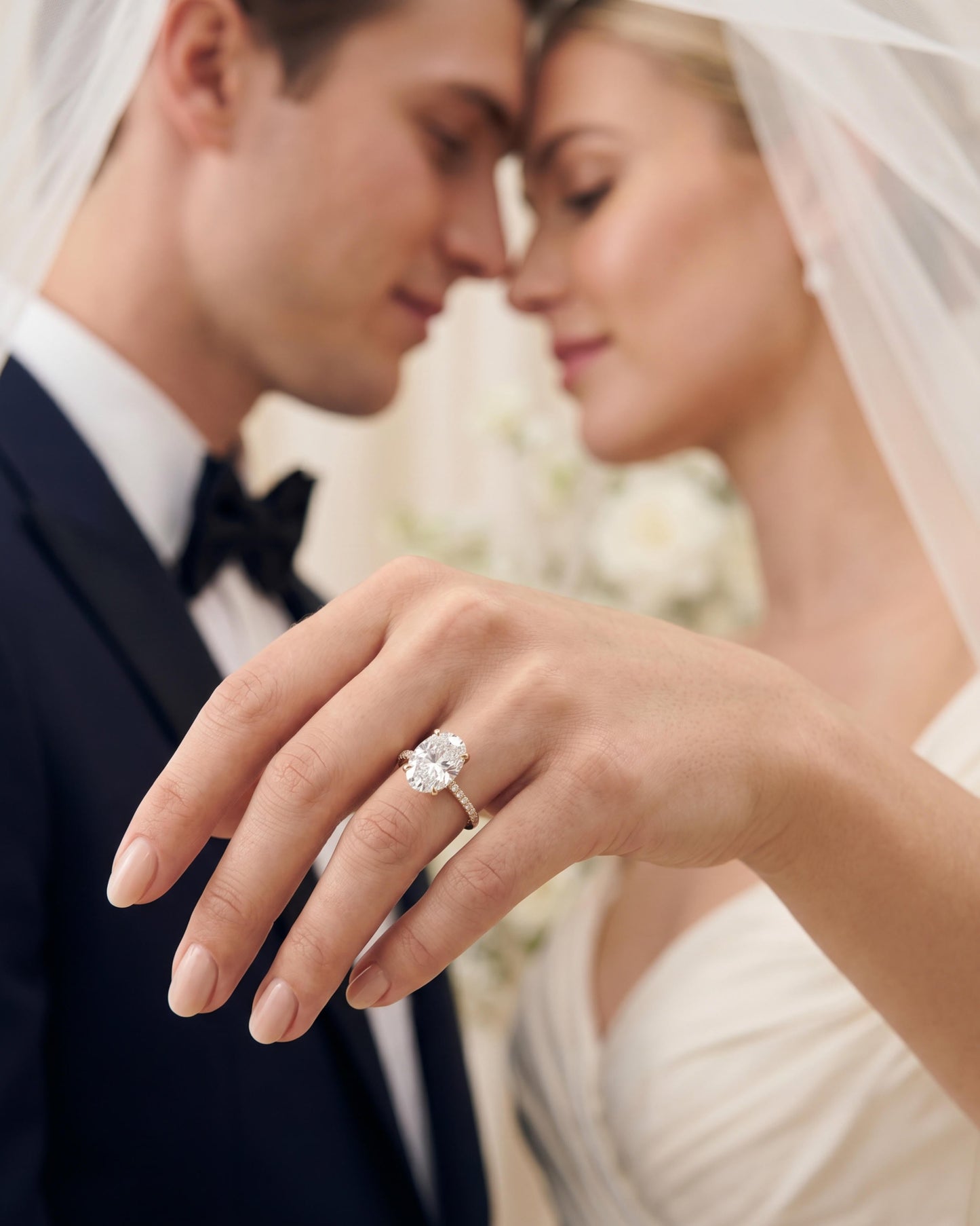 Pavé Lumina Oval Ring