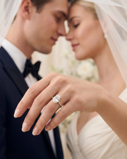 Pavé Lumina Oval Ring