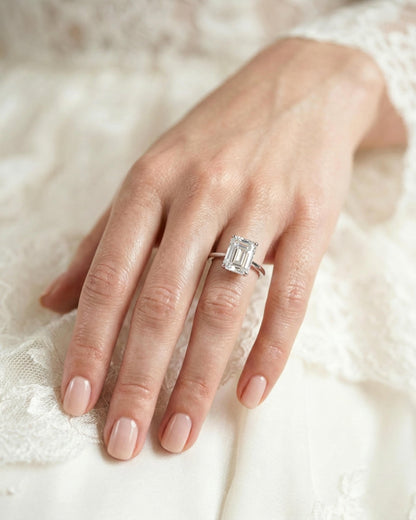 Lumina Solitaire Emerald Ring Silver