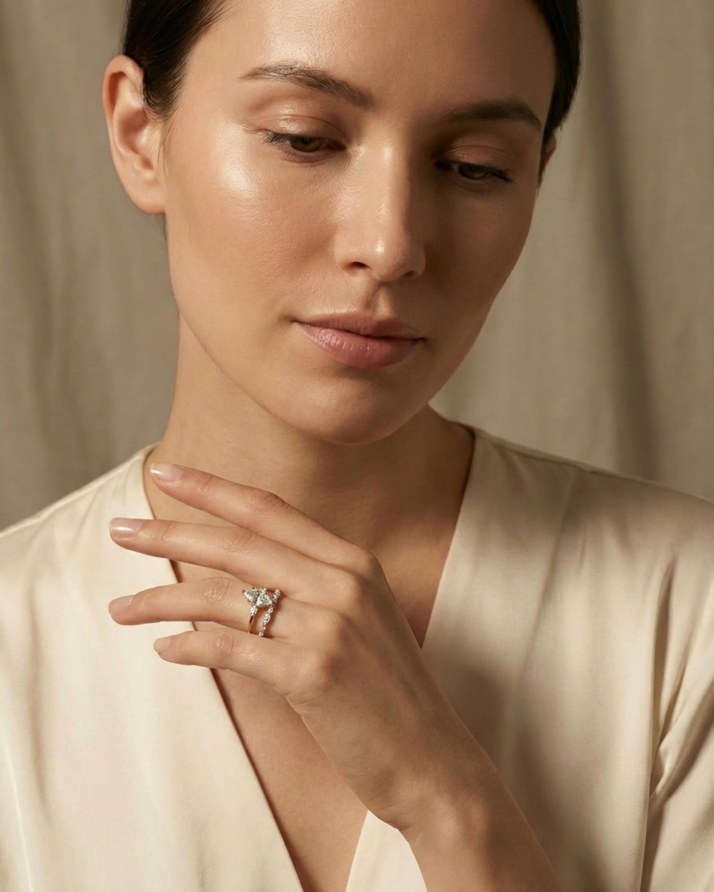 Lune Marquise Three-Stone Bridal Ring Set