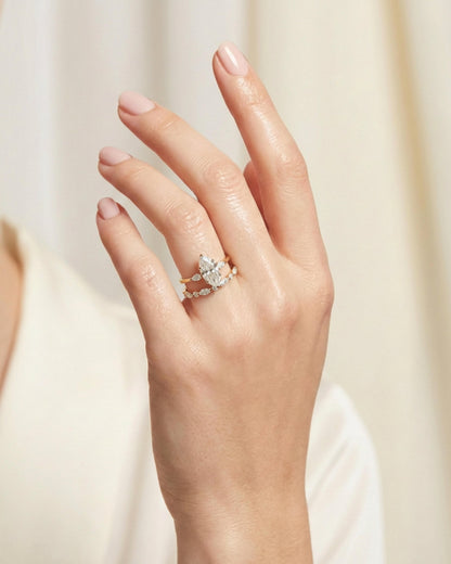 Lune Marquise Three-Stone Bridal Ring Set