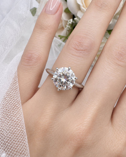 Linea Six-Prong Solitaire Ring